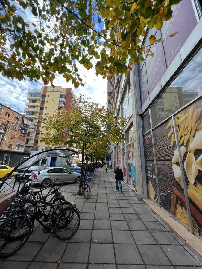 Luxury Center Observatori Apartment Tirana Exterior foto