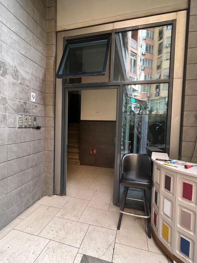 Luxury Center Observatori Apartment Tirana Exterior foto