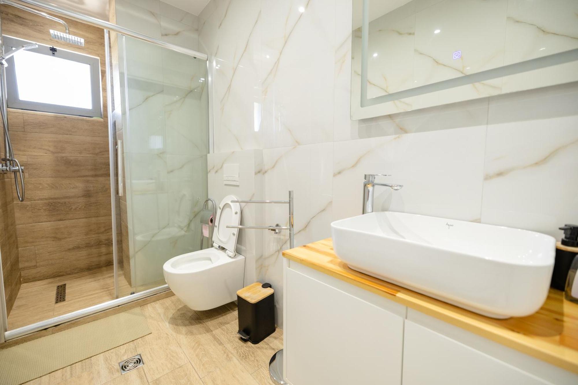 Luxury Center Observatori Apartment Tirana Exterior foto