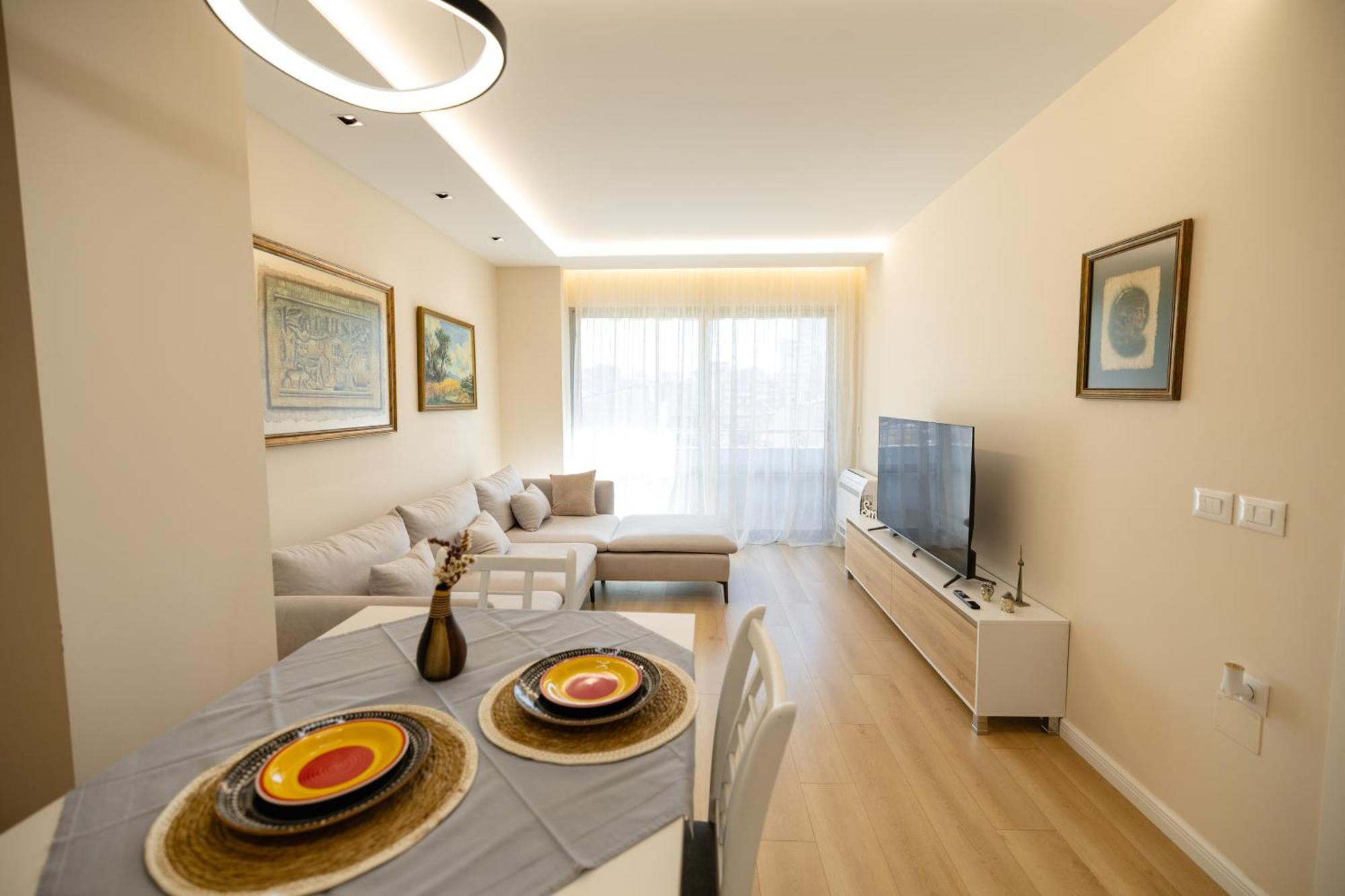 Luxury Center Observatori Apartment Tirana Exterior foto